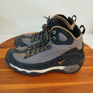 Vintage Nike ACG Hiking Boots Men 7.5 Gray Trail Boots Waterproof Outdoors Y2K